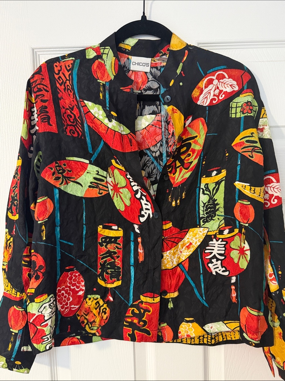 Chico's Black Multicolor Lantern-Print Button Front Shirt